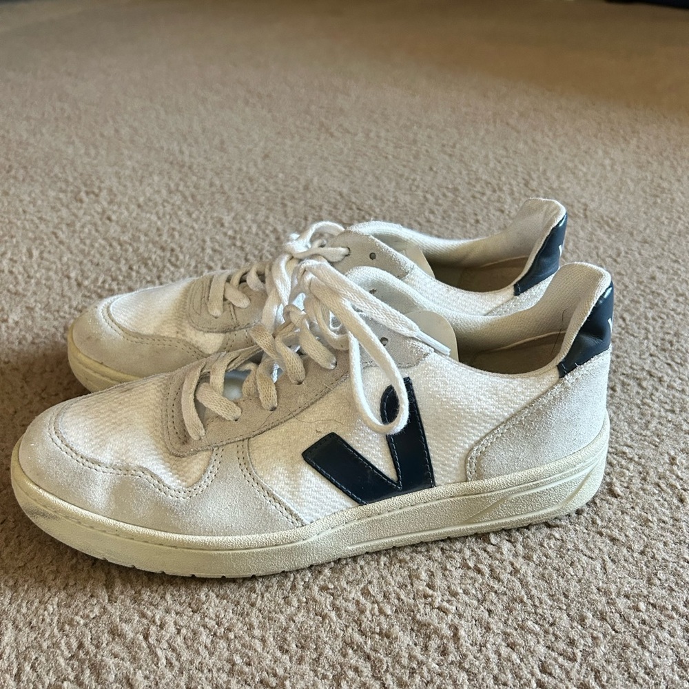 Veja Sneakers